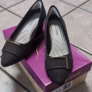 Easy Street Brown Faux Suede Block Heel Pumps